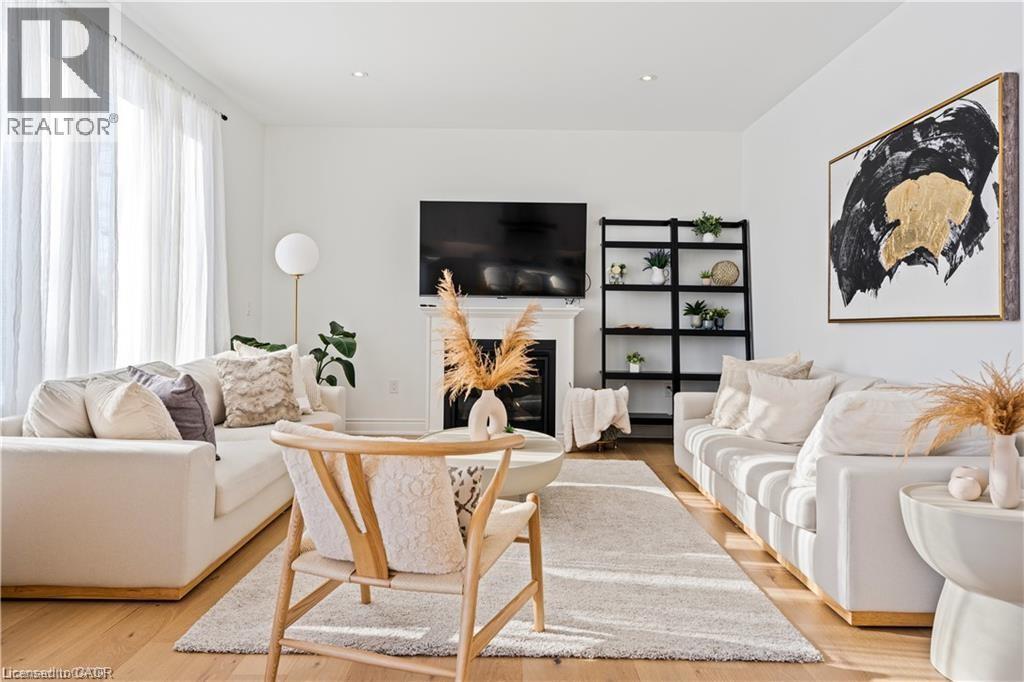 66 CESAR Place, Ancaster, Ontario, L9G0G3 — Photo 6