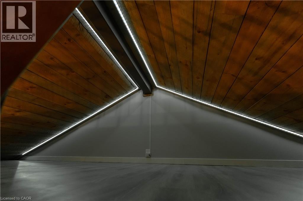 329 MAIN Street W, Hamilton, Ontario, L8P1K1 — Photo 11