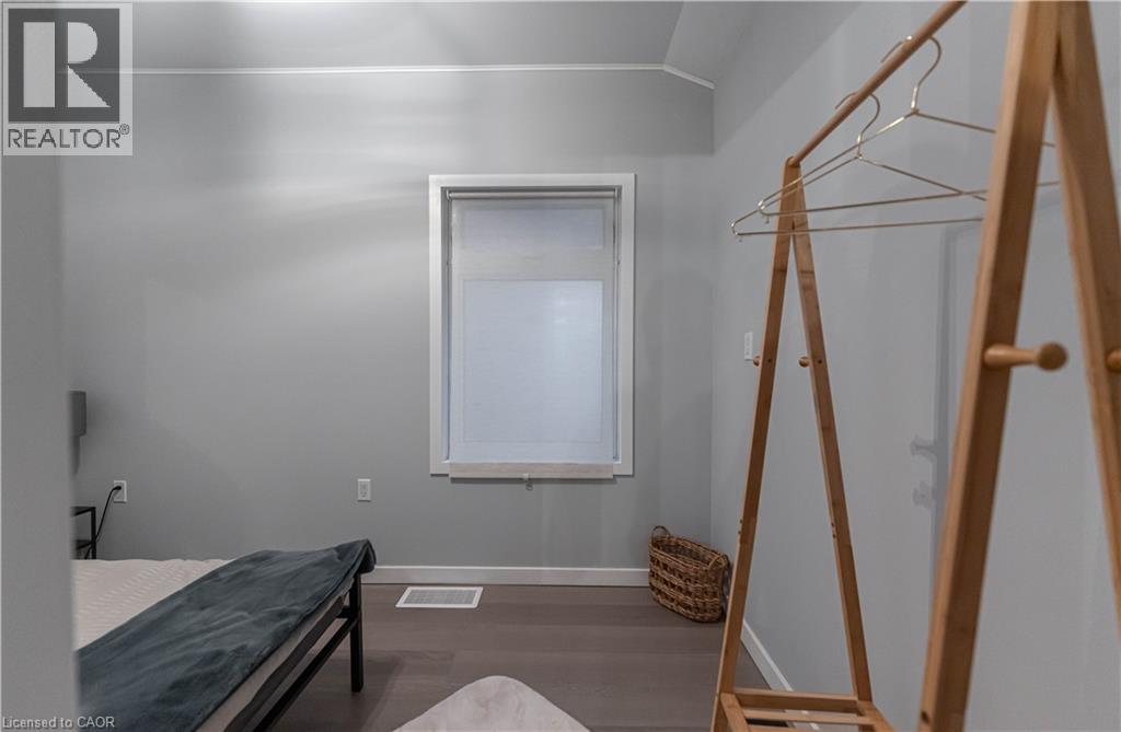 329 MAIN Street W, Hamilton, Ontario, L8P1K1 — Photo 15