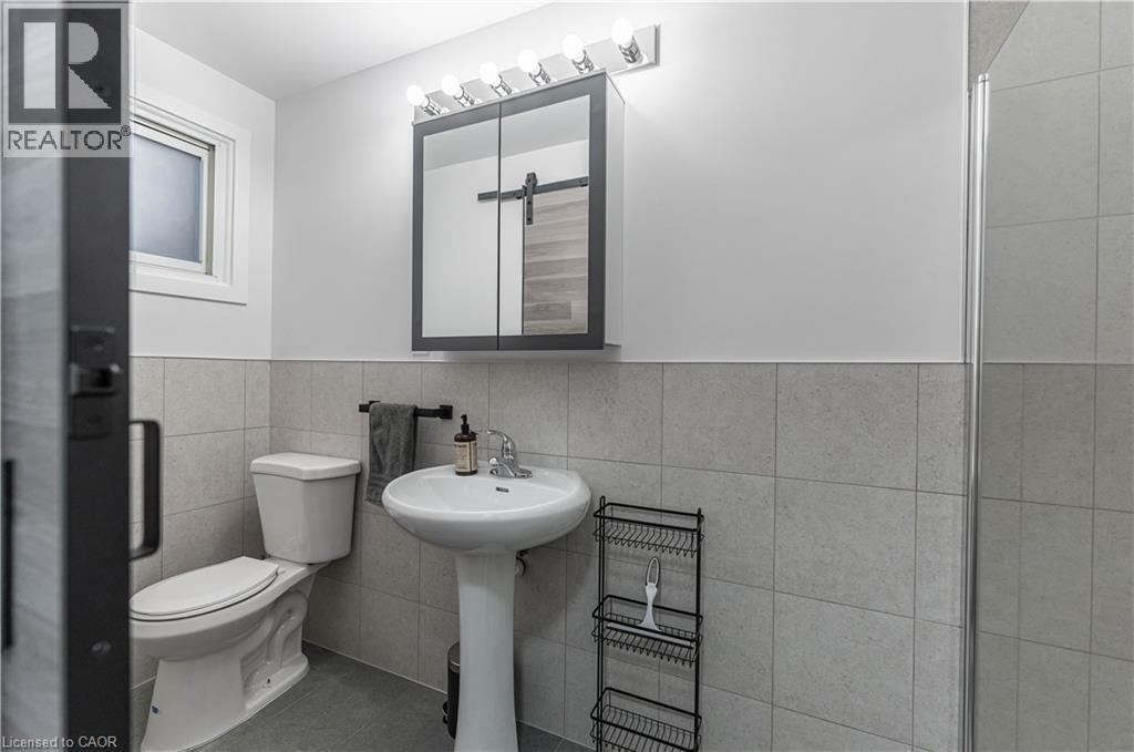 329 MAIN Street W, Hamilton, Ontario, L8P1K1 — Photo 17