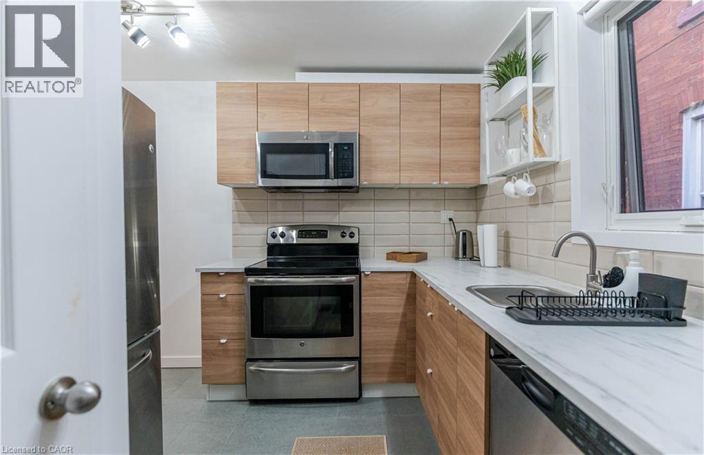 329 MAIN Street W, Hamilton, Ontario, L8P1K1 — Photo 21