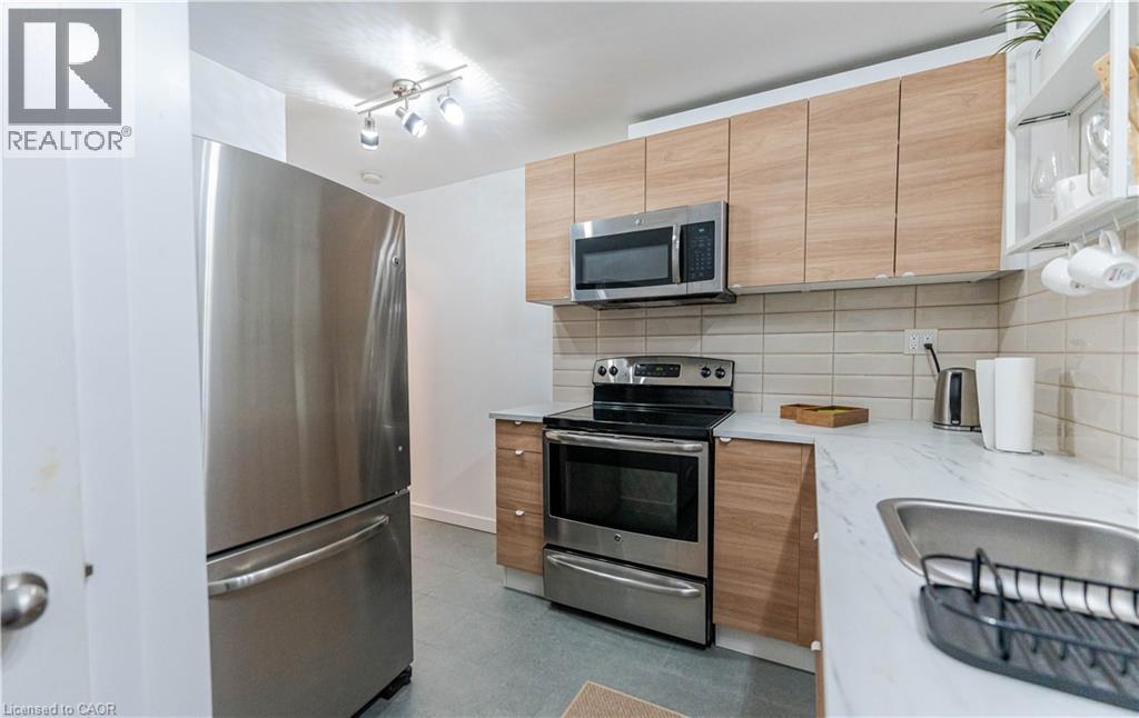 329 MAIN Street W, Hamilton, Ontario, L8P1K1 — Photo 22