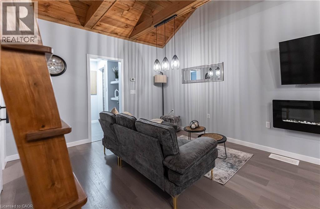 329 MAIN Street W, Hamilton, Ontario, L8P1K1 — Photo 6