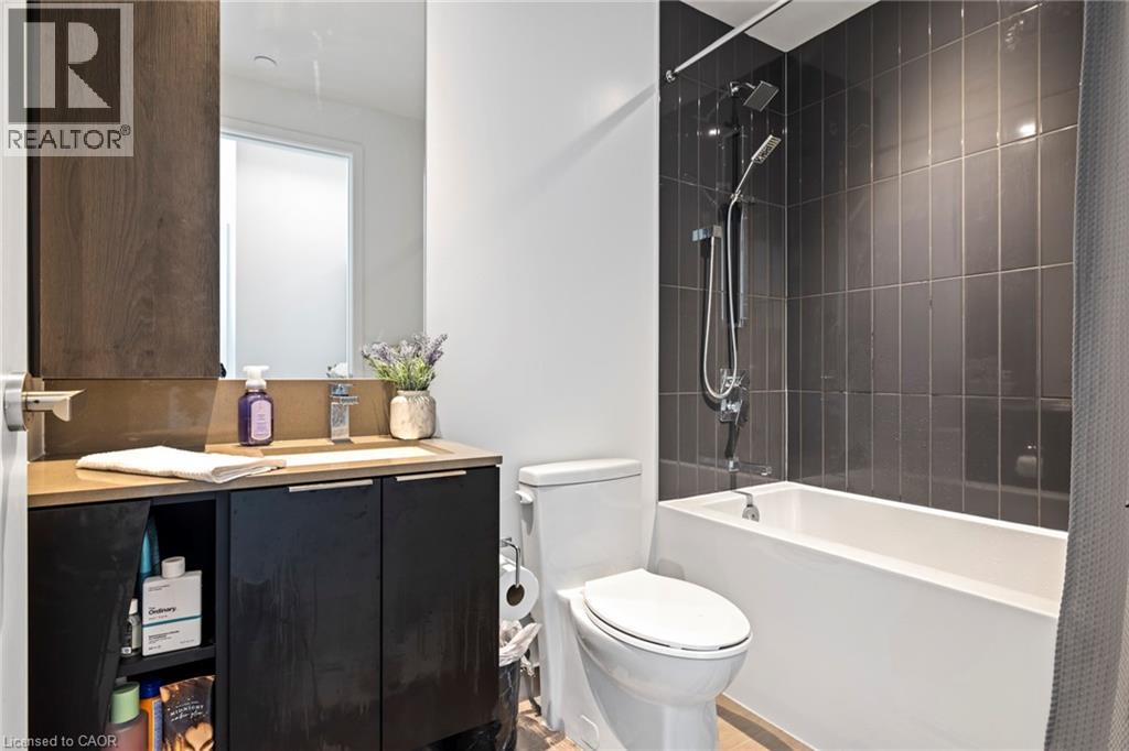 3900 CONFEDERATION Parkway Unit# 2408, Mississauga, Ontario, L5B0M3 — Photo 13