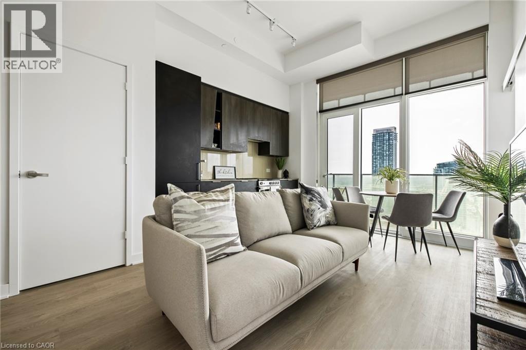 3900 CONFEDERATION Parkway Unit# 2408, Mississauga, Ontario, L5B0M3 — Photo 4