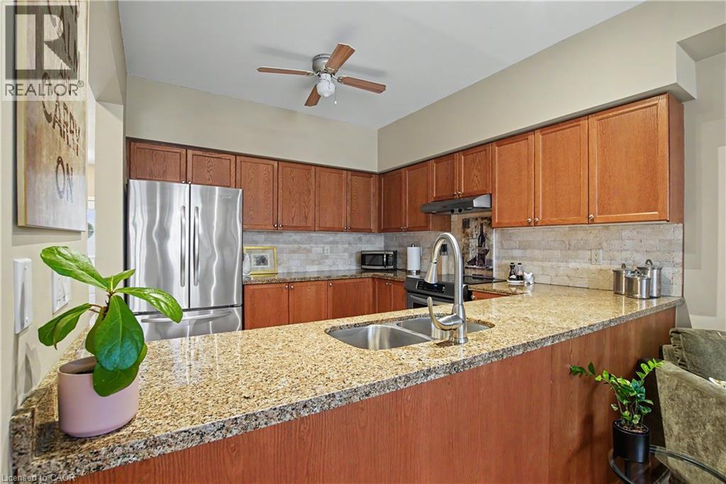 81 VALRIDGE Drive Unit# 44, Ancaster, Ontario, L9G5B6 — Photo 10