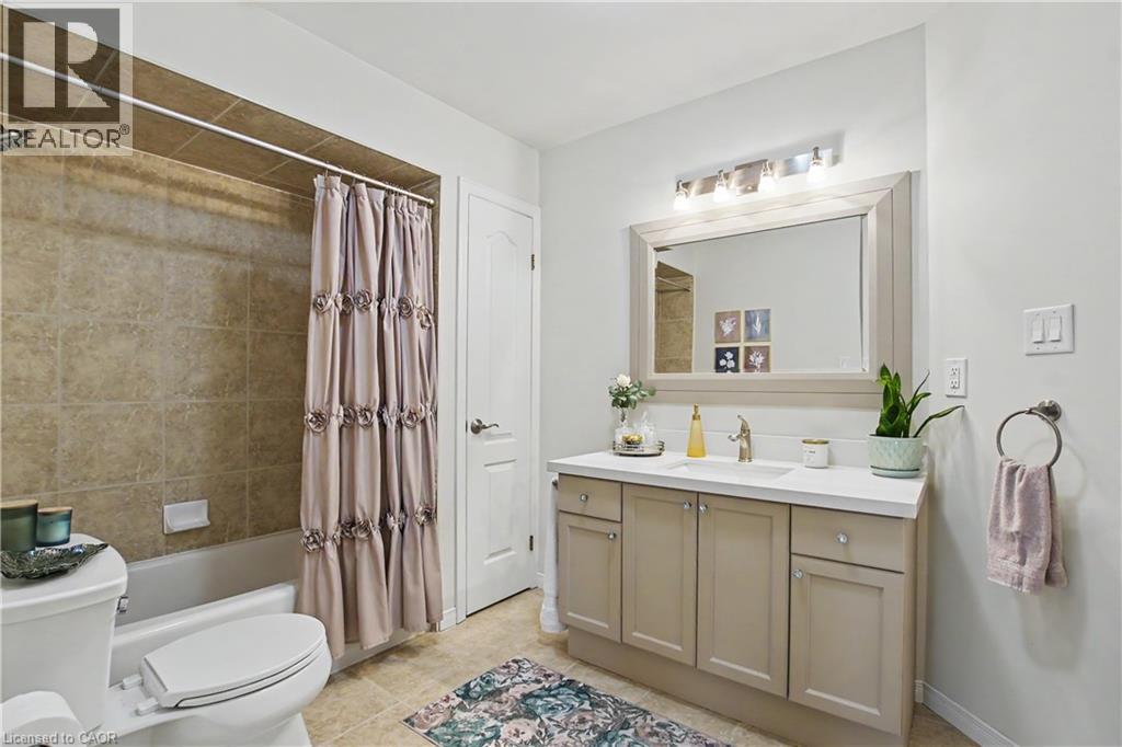 81 VALRIDGE Drive Unit# 44, Ancaster, Ontario, L9G5B6 — Photo 24