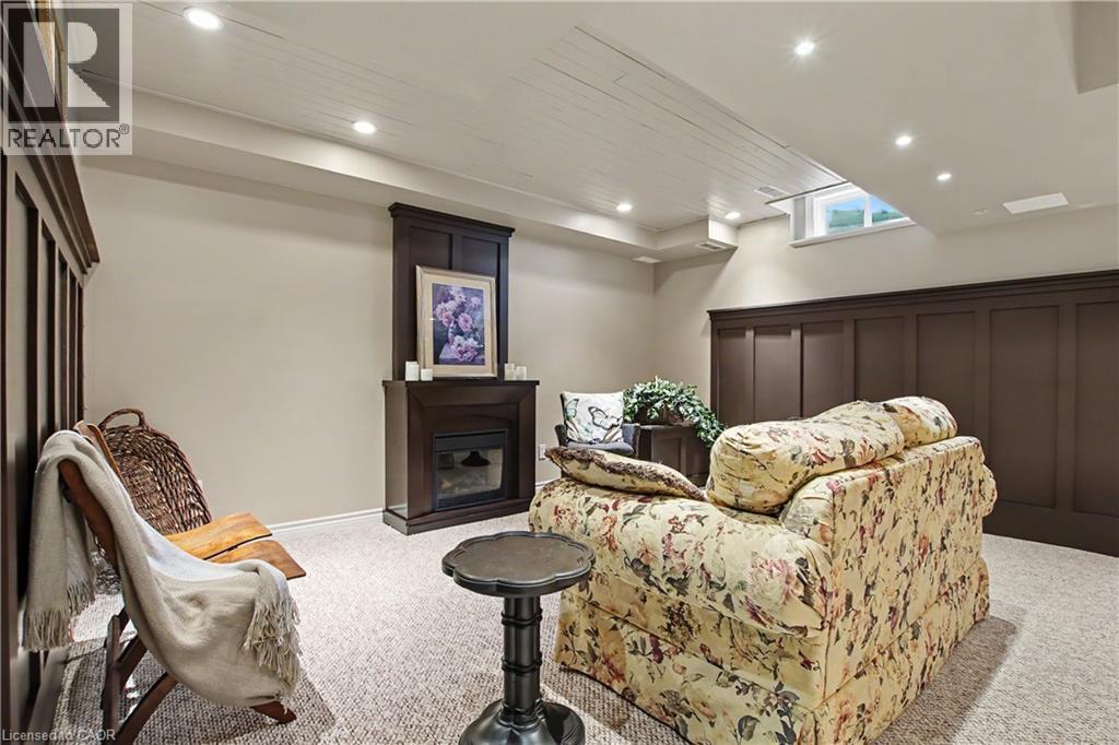 81 VALRIDGE Drive Unit# 44, Ancaster, Ontario, L9G5B6 — Photo 28