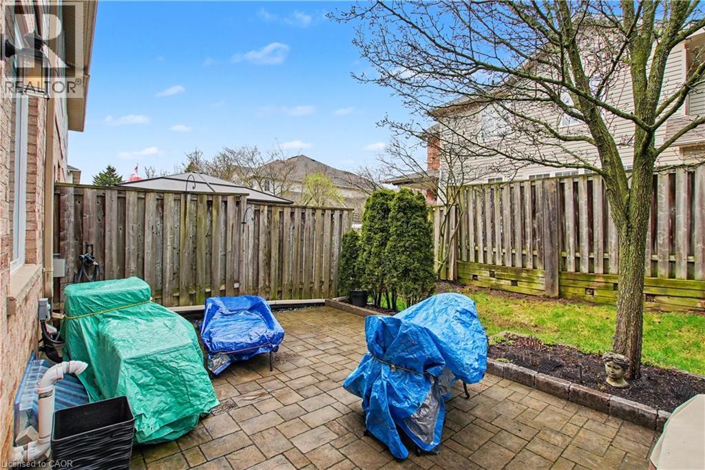 81 VALRIDGE Drive Unit# 44, Ancaster, Ontario, L9G5B6 — Photo 31