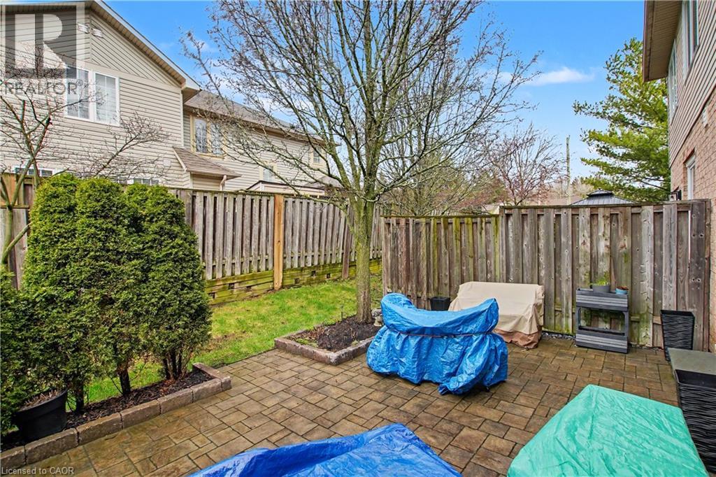 81 VALRIDGE Drive Unit# 44, Ancaster, Ontario, L9G5B6 — Photo 32