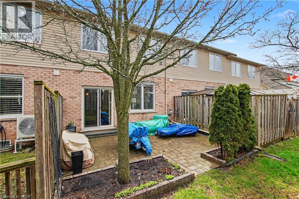 81 VALRIDGE Drive Unit# 44, Ancaster, Ontario, L9G5B6 — Photo 34