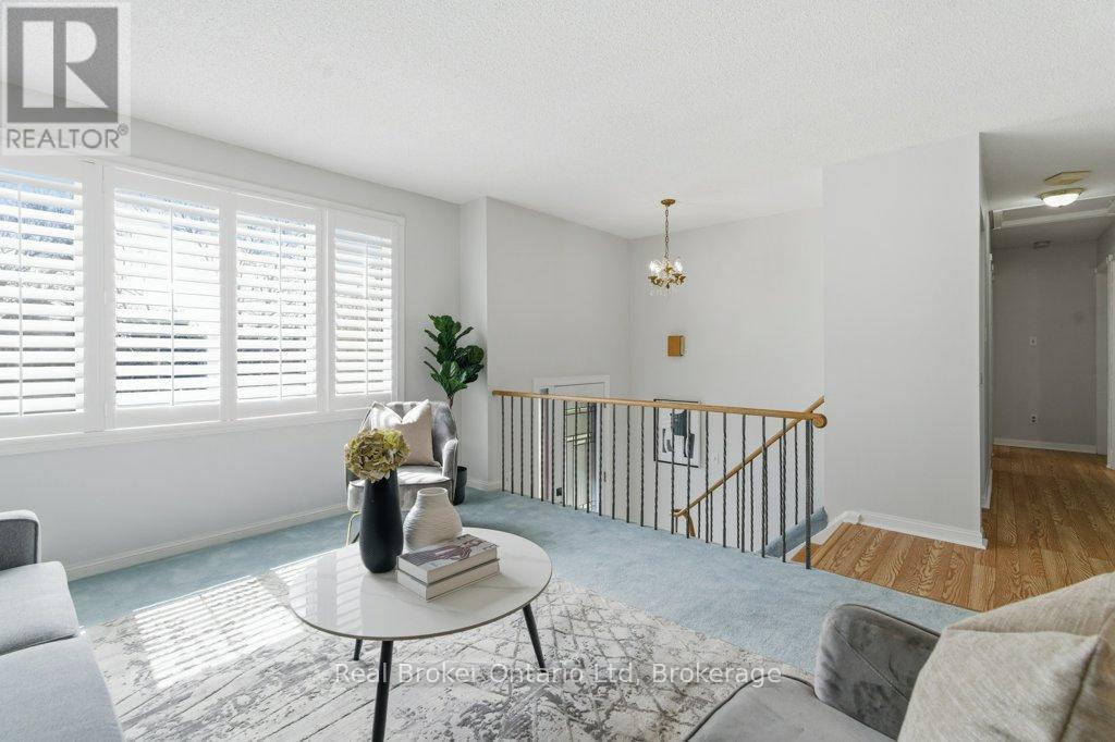 68 SETTLERS DRIVE, Kitchener, Ontario, N2E2L8 — Photo 11