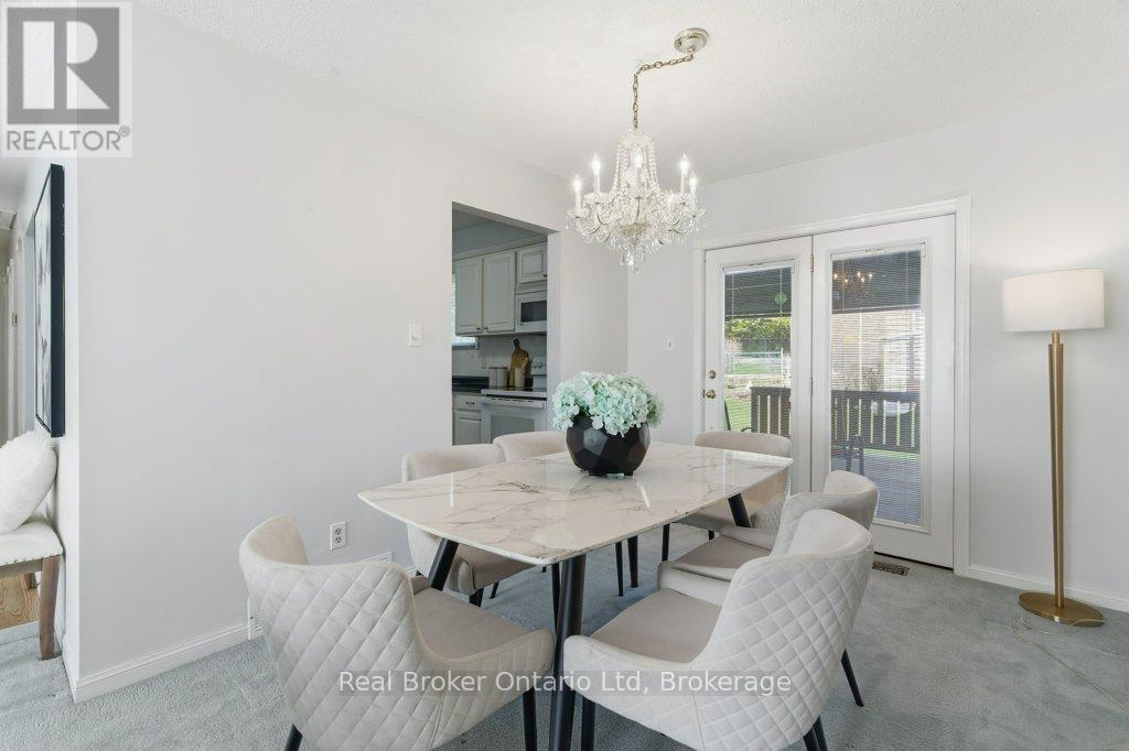 68 SETTLERS DRIVE, Kitchener, Ontario, N2E2L8 — Photo 12