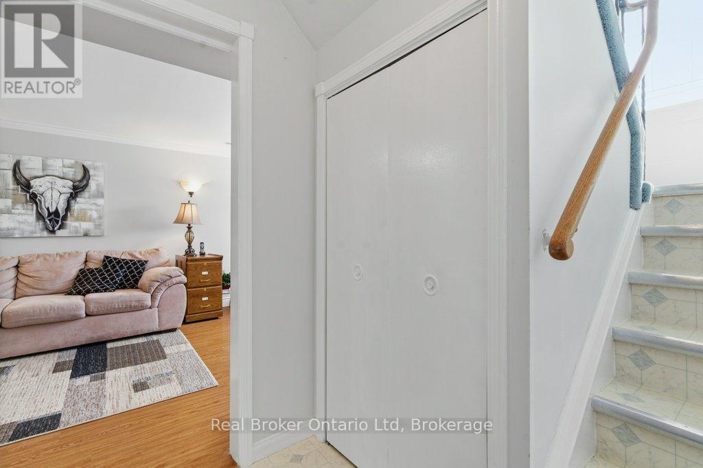 68 SETTLERS DRIVE, Kitchener, Ontario, N2E2L8 — Photo 25
