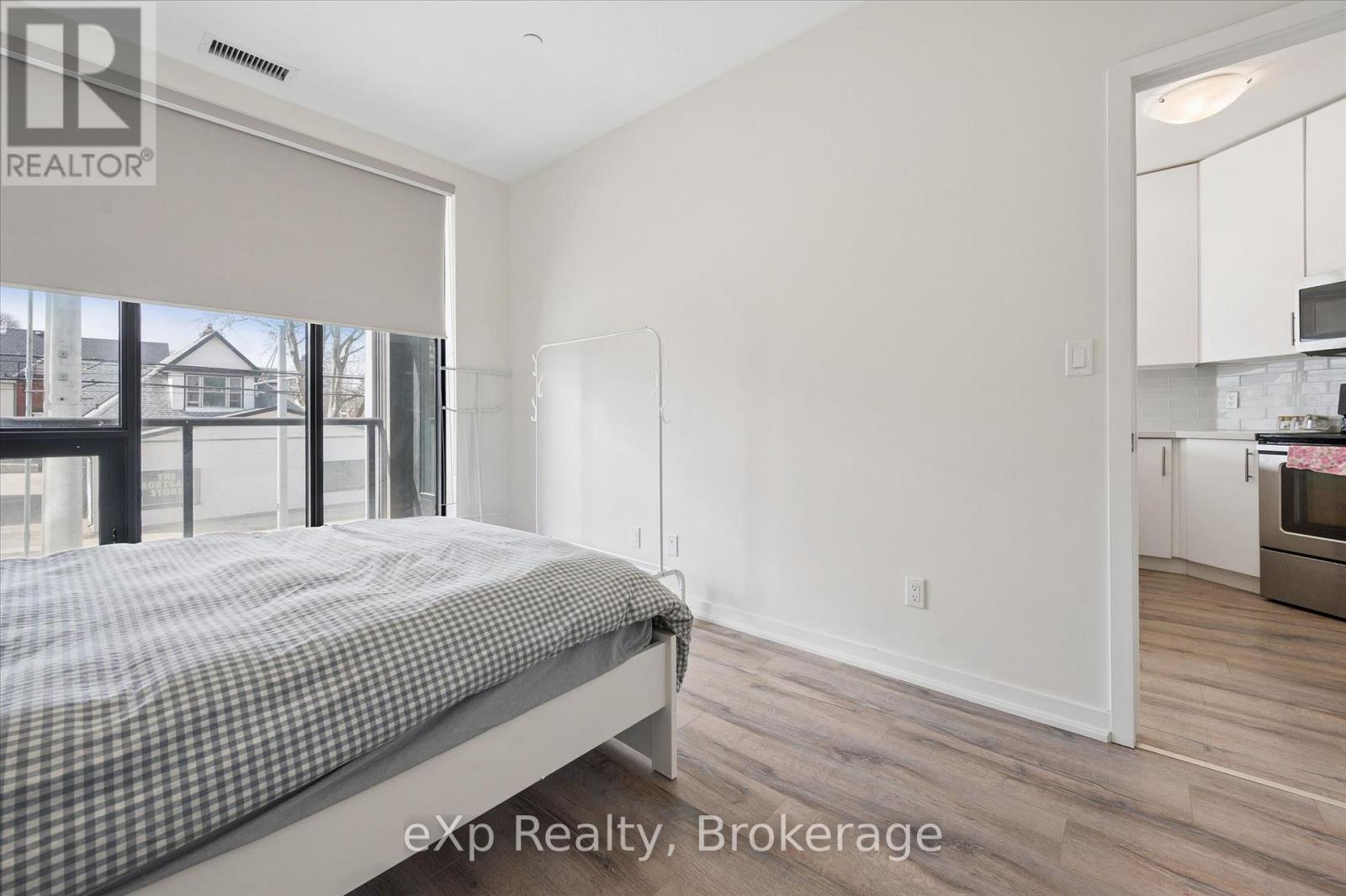 202 - 690 KING STREET W, Waterloo, Ontario, N2H5L8 — Photo 20