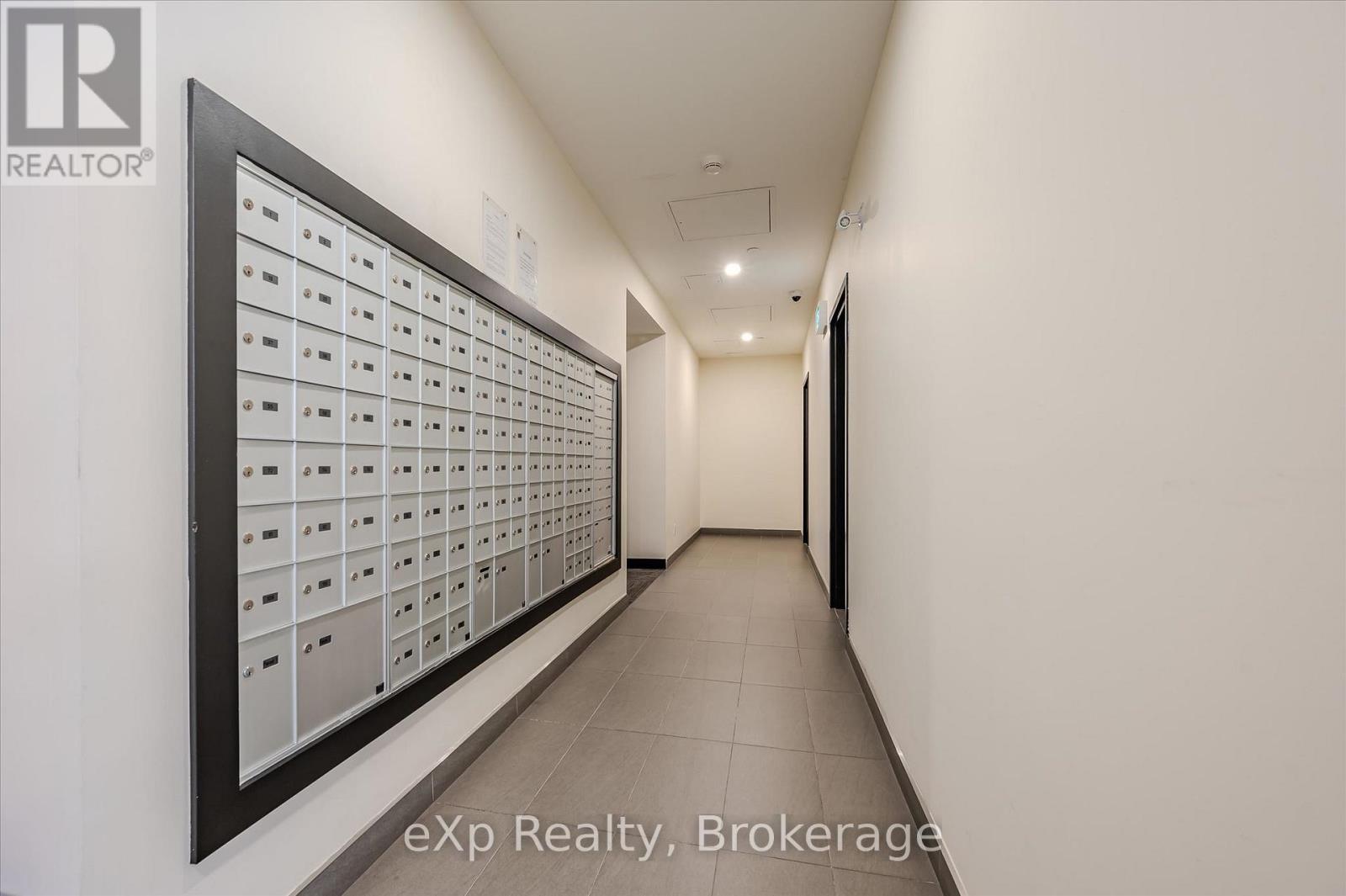 202 - 690 KING STREET W, Waterloo, Ontario, N2H5L8 — Photo 9