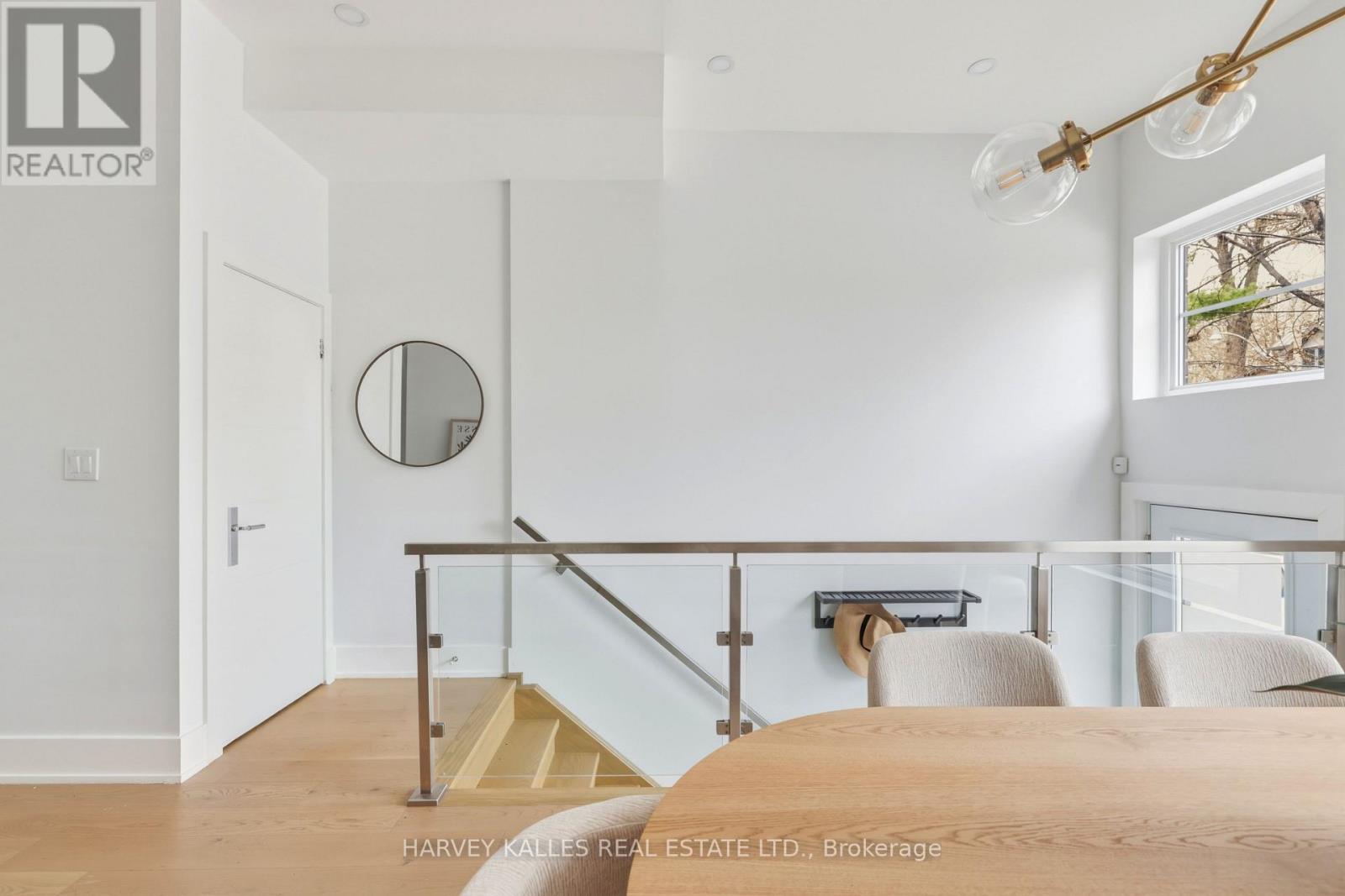 599 SOUDAN AVENUE, Toronto (Mount Pleasant East), Ontario, M4S1X1 — Photo 3