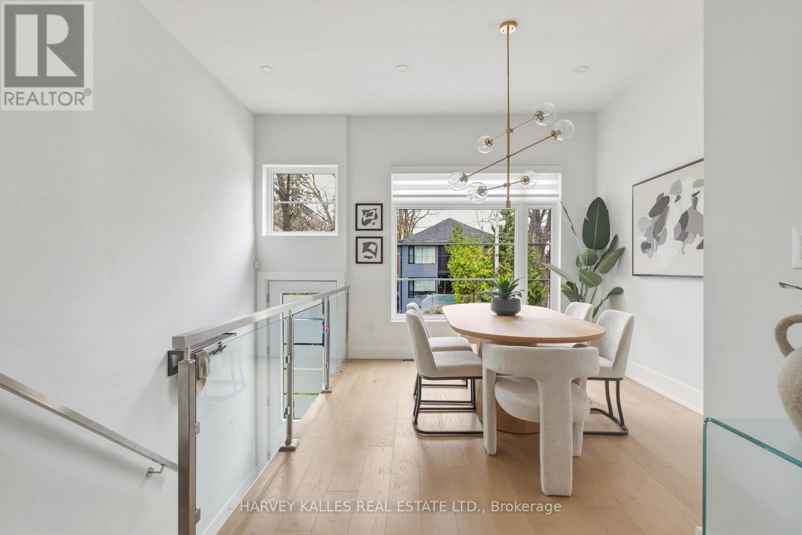 599 SOUDAN AVENUE, Toronto (Mount Pleasant East), Ontario, M4S1X1 — Photo 4