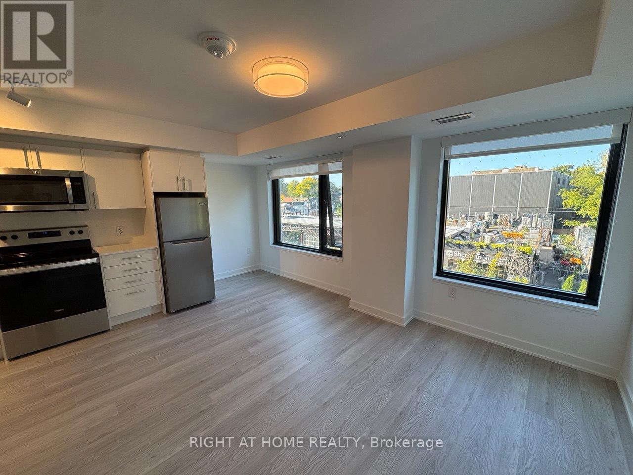 313 - 3 STRATHGOWAN AVENUE, Toronto (Lawrence Park South), Ontario, M4N1B8 — Photo 10