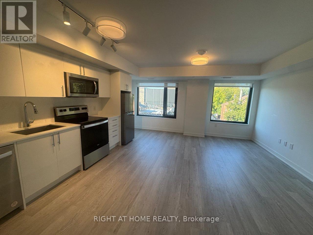 313 - 3 STRATHGOWAN AVENUE, Toronto (Lawrence Park South), Ontario, M4N1B8 — Photo 13