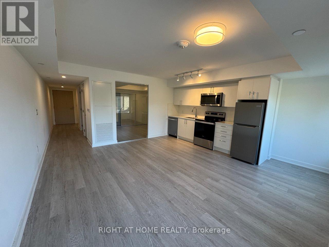 313 - 3 STRATHGOWAN AVENUE, Toronto (Lawrence Park South), Ontario, M4N1B8 — Photo 6