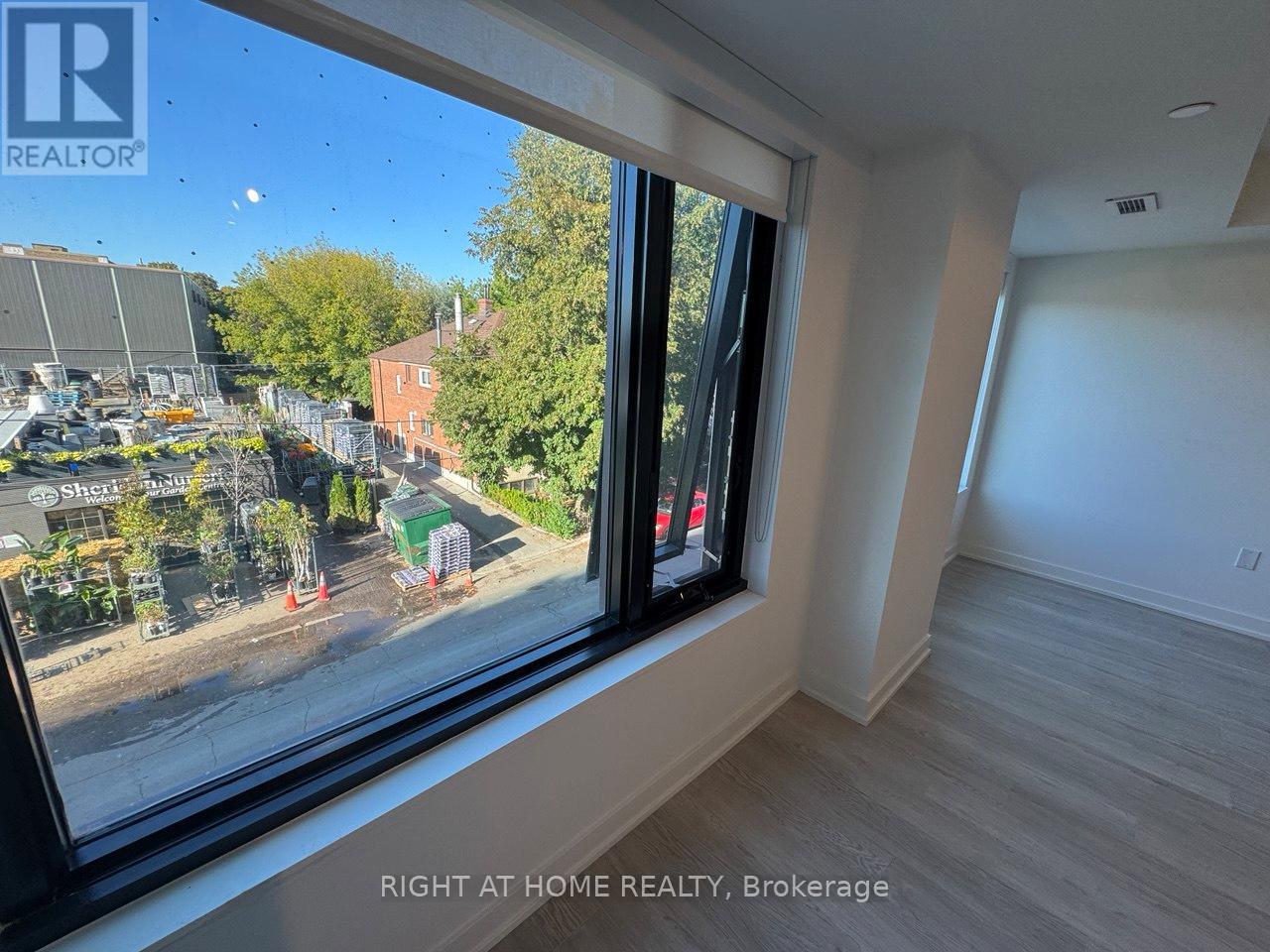 313 - 3 STRATHGOWAN AVENUE, Toronto (Lawrence Park South), Ontario, M4N1B8 — Photo 9