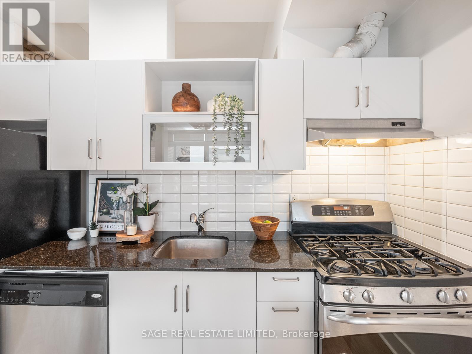 811 - 233 CARLAW AVENUE, Toronto (South Riverdale), Ontario, M4M3N6 — Photo 18