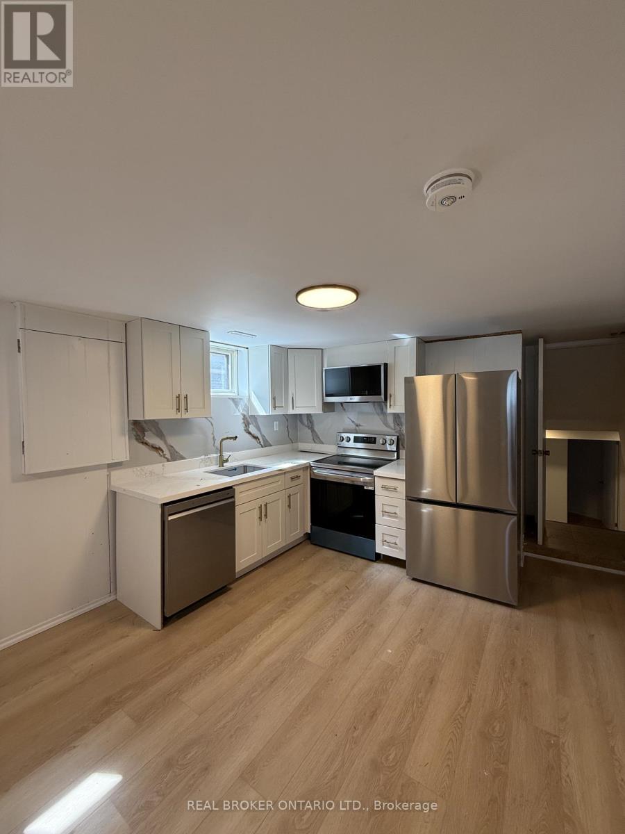 BSMT - 214 FAIRGLEN AVENUE, Toronto (L'Amoreaux), Ontario, M1W1B1 — Photo 5