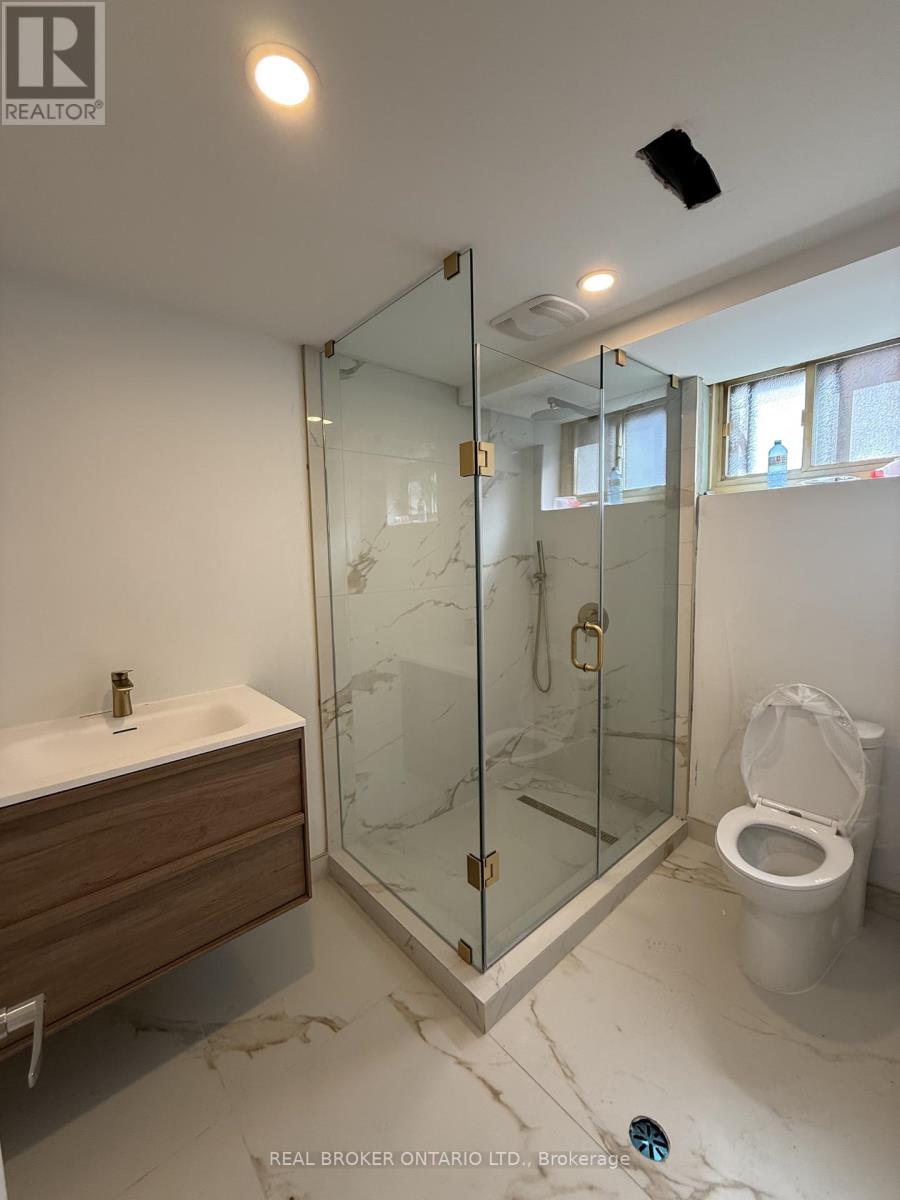 BSMT - 214 FAIRGLEN AVENUE, Toronto (L'Amoreaux), Ontario, M1W1B1 — Photo 9