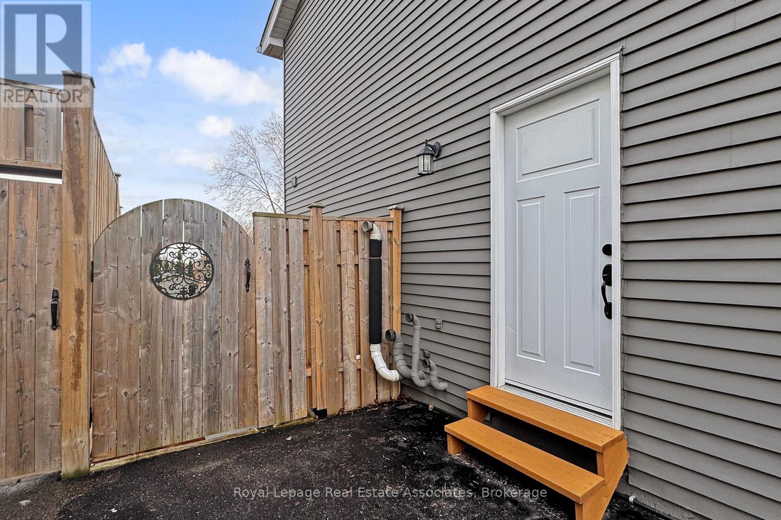 351 ORMOND DRIVE, Oshawa (Samac), Ontario, L1K1J1 — Photo 45