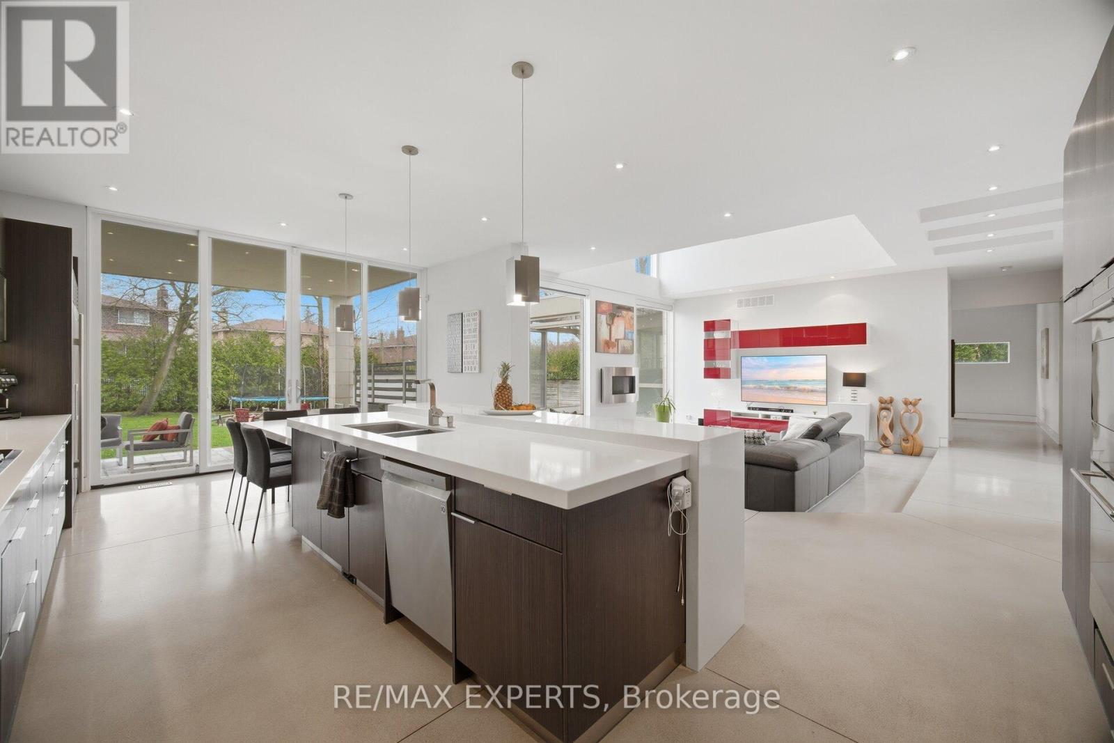 1527 GLENHILL CRESCENT, Mississauga (Lorne Park), Ontario, L5H3C4 — Photo 12