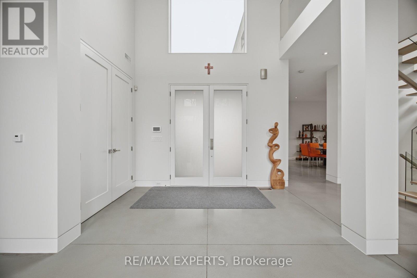 1527 GLENHILL CRESCENT, Mississauga (Lorne Park), Ontario, L5H3C4 — Photo 4