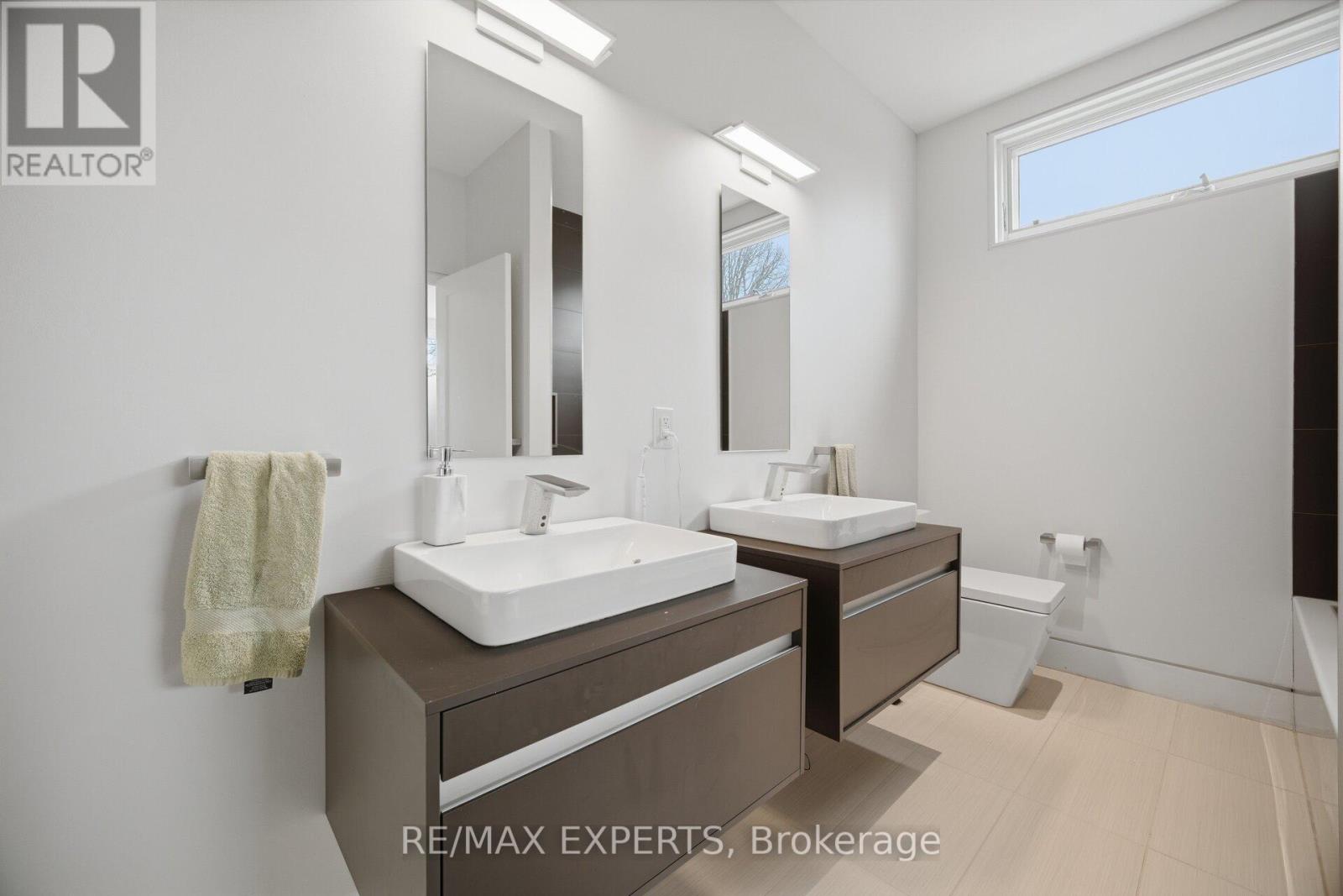 1527 GLENHILL CRESCENT, Mississauga (Lorne Park), Ontario, L5H3C4 — Photo 40