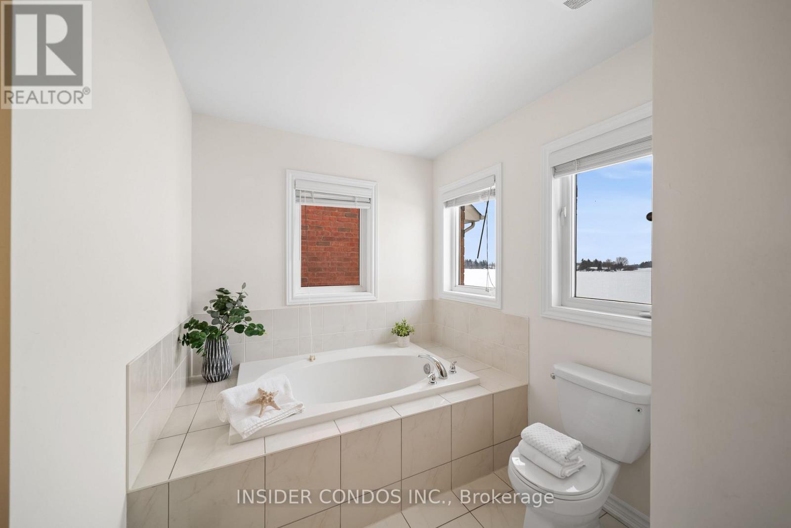 185 BONNIEGLEN FARM BOULEVARD, Caledon, Ontario, L6P1K7 — Photo 38