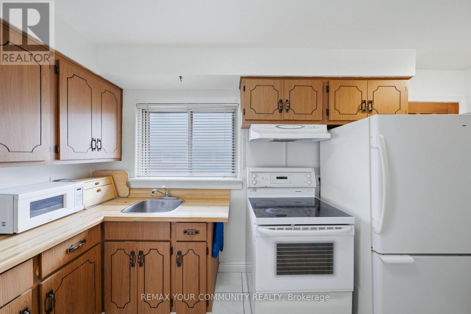 25 FORDWICH CRESCENT, Toronto (Rexdale-Kipling), Ontario, M9W2T3 — Photo 18