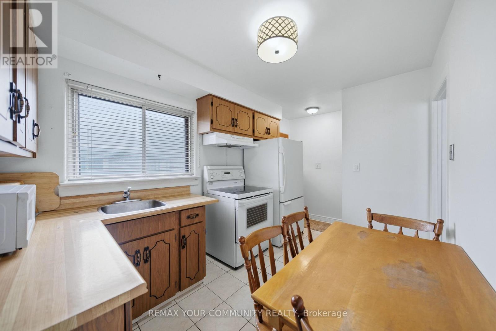 25 FORDWICH CRESCENT, Toronto (Rexdale-Kipling), Ontario, M9W2T3 — Photo 19