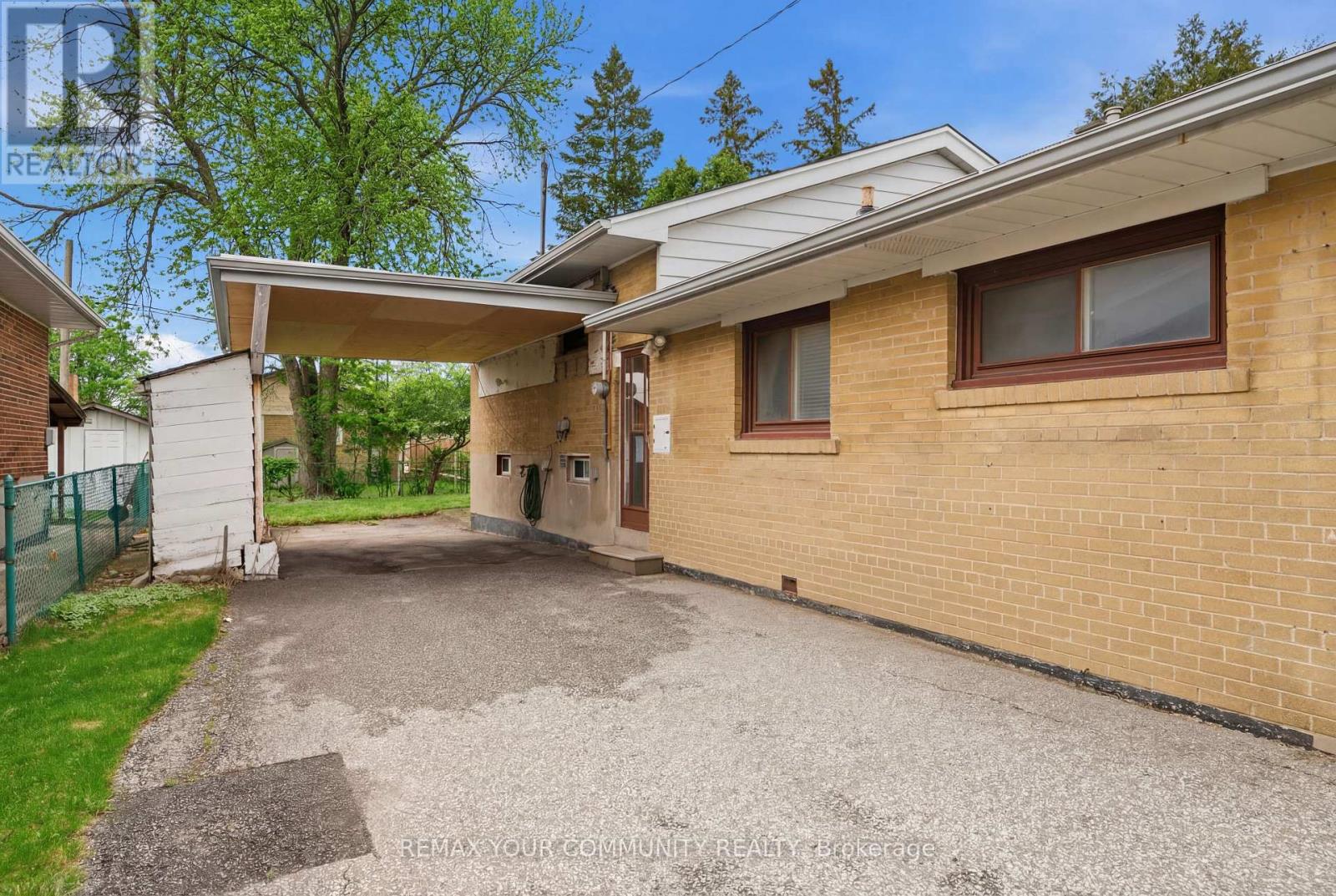 25 FORDWICH CRESCENT, Toronto (Rexdale-Kipling), Ontario, M9W2T3 — Photo 3