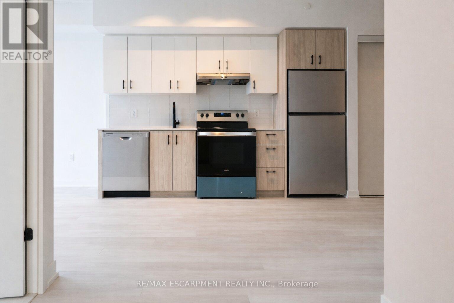 202 - 4878 POWERS COMMON, Burlington (Alton), Ontario, L7M2B4 — Photo 6