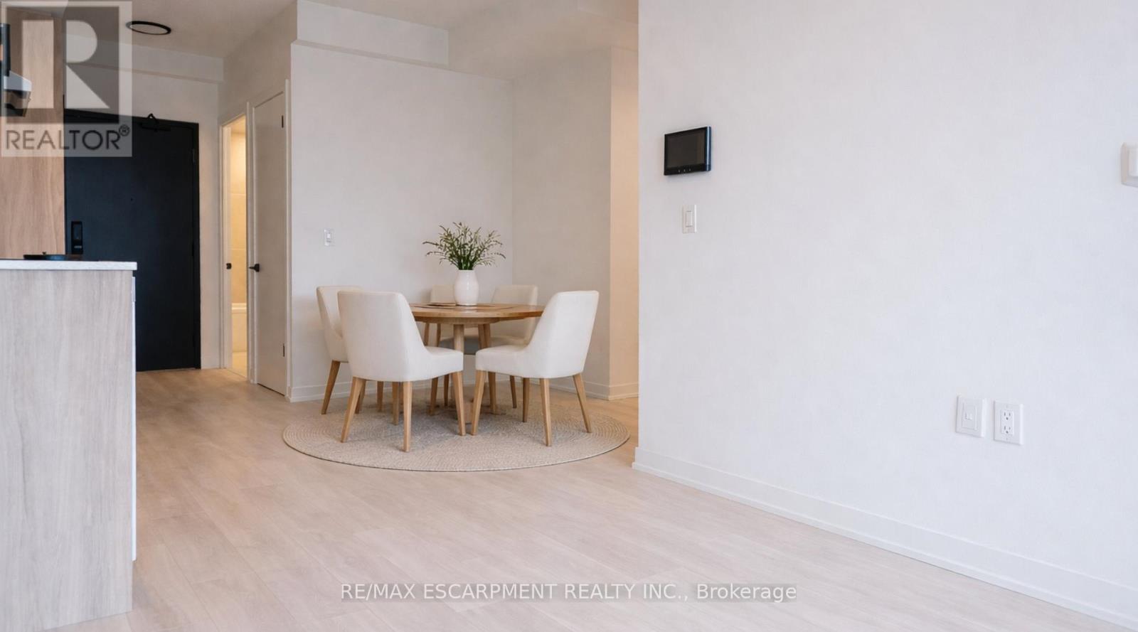 202 - 4878 POWERS COMMON, Burlington (Alton), Ontario, L7M2B4 — Photo 8