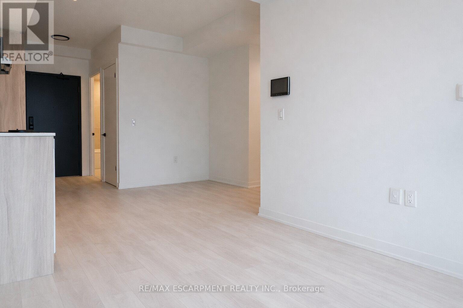 202 - 4878 POWERS COMMON, Burlington (Alton), Ontario, L7M2B4 — Photo 9