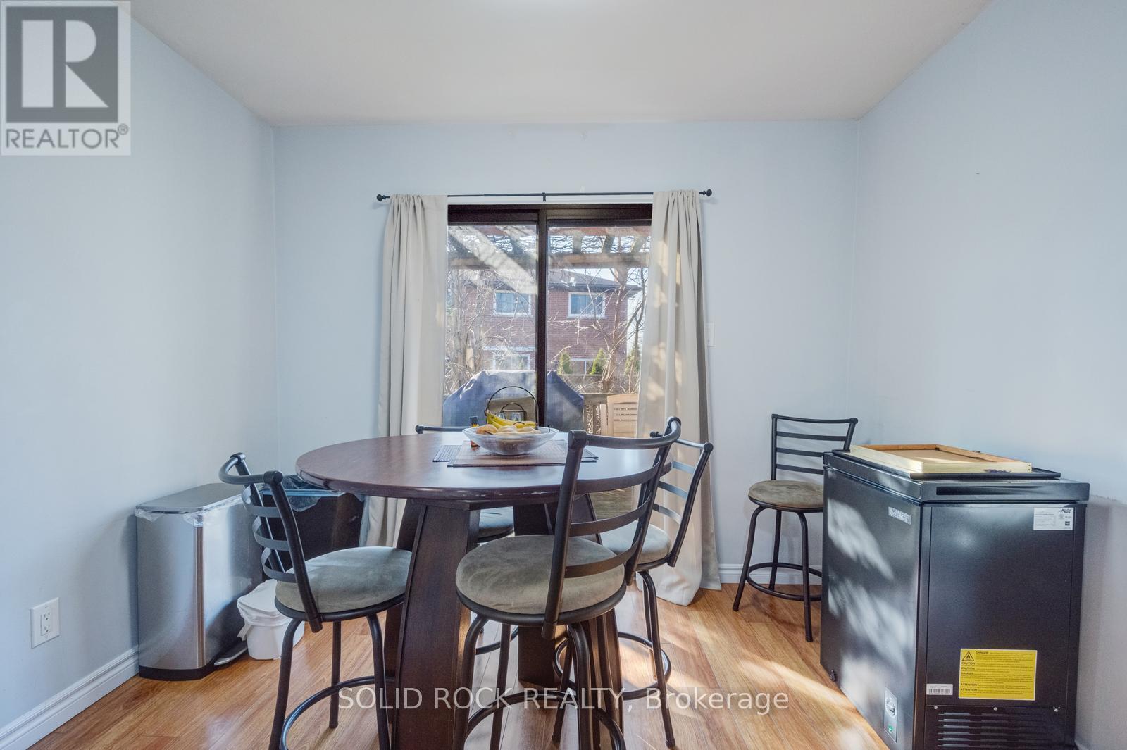 1335 QUINPOOL COURT, Mississauga (Creditview), Ontario, L5C4J3 — Photo 12