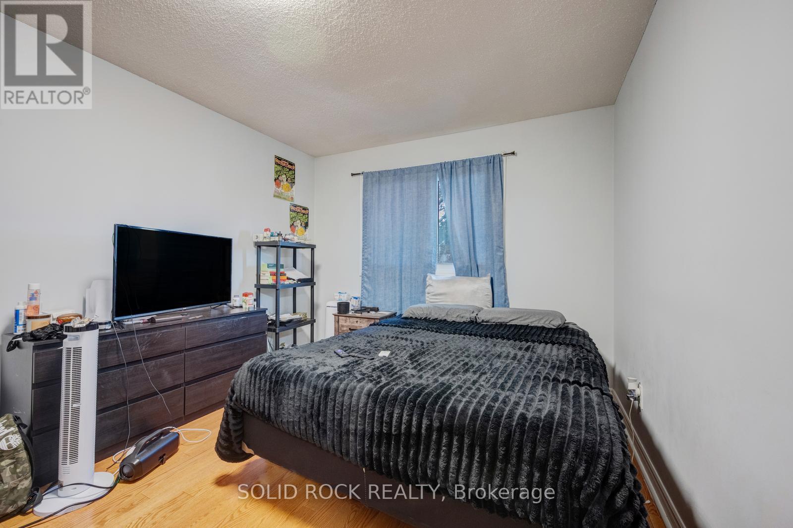 1335 QUINPOOL COURT, Mississauga (Creditview), Ontario, L5C4J3 — Photo 20