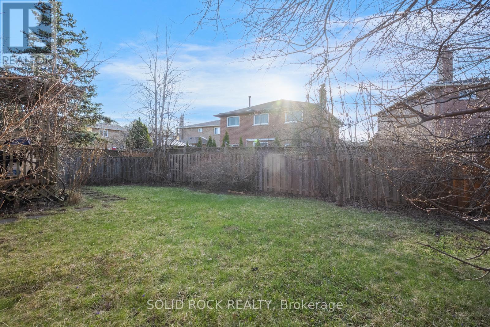 1335 QUINPOOL COURT, Mississauga (Creditview), Ontario, L5C4J3 — Photo 33