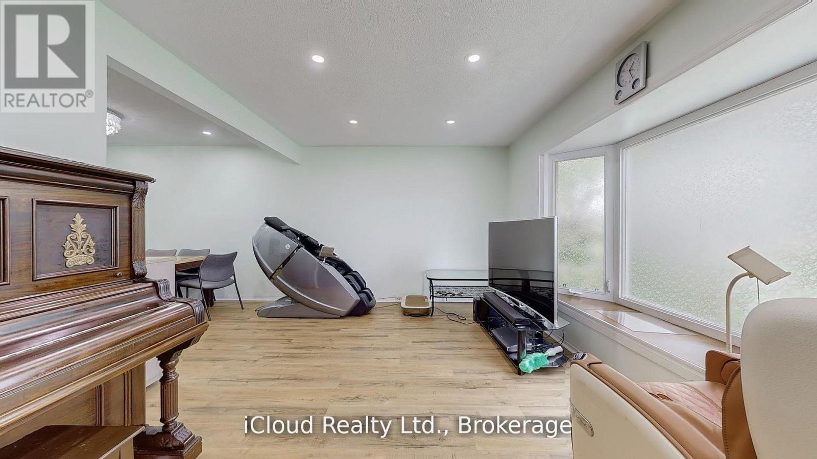 19 FLAMINGO CRESCENT, Brampton (Southgate), Ontario, L6T2G4 — Photo 6