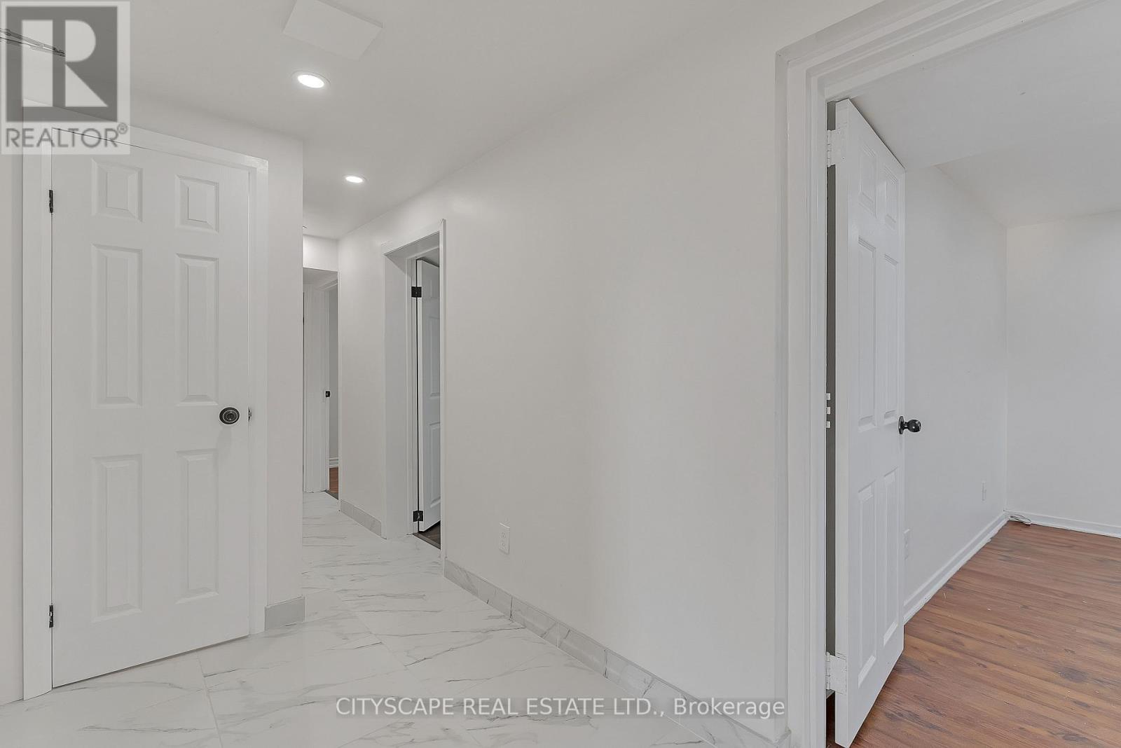 2724 LAKE SHORE BOULEVARD W, Toronto (Mimico), Ontario, M8V1G8 — Photo 4