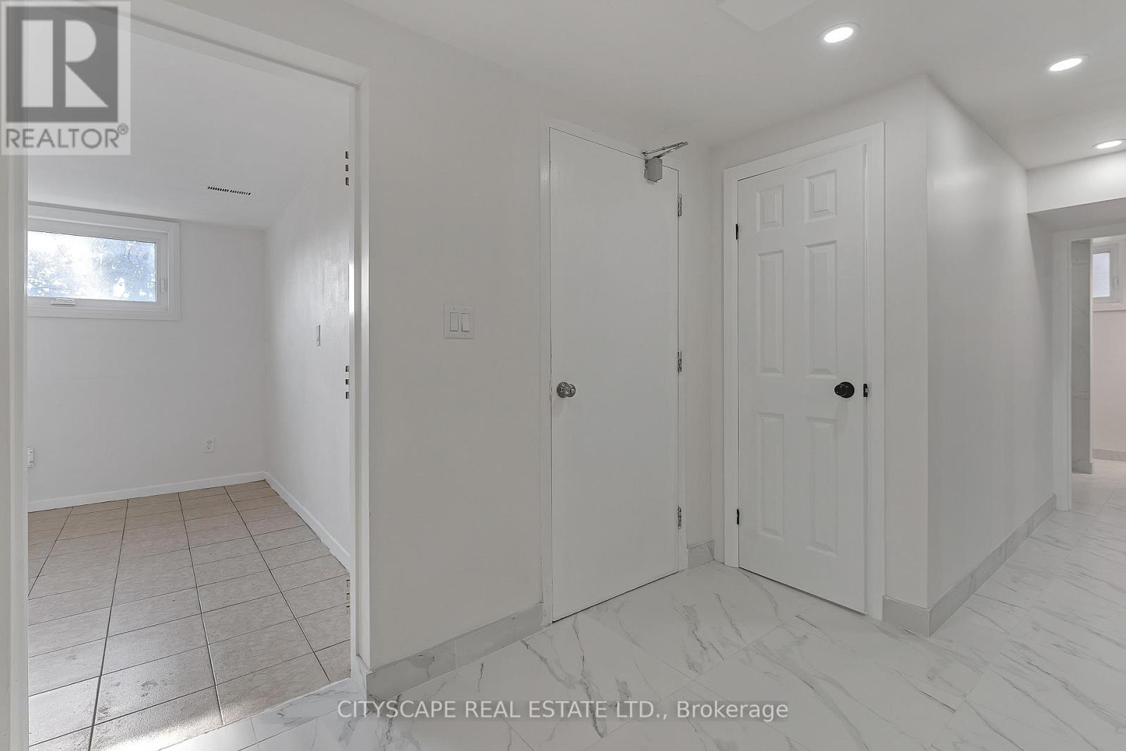 2724 LAKE SHORE BOULEVARD W, Toronto (Mimico), Ontario, M8V1G8 — Photo 5