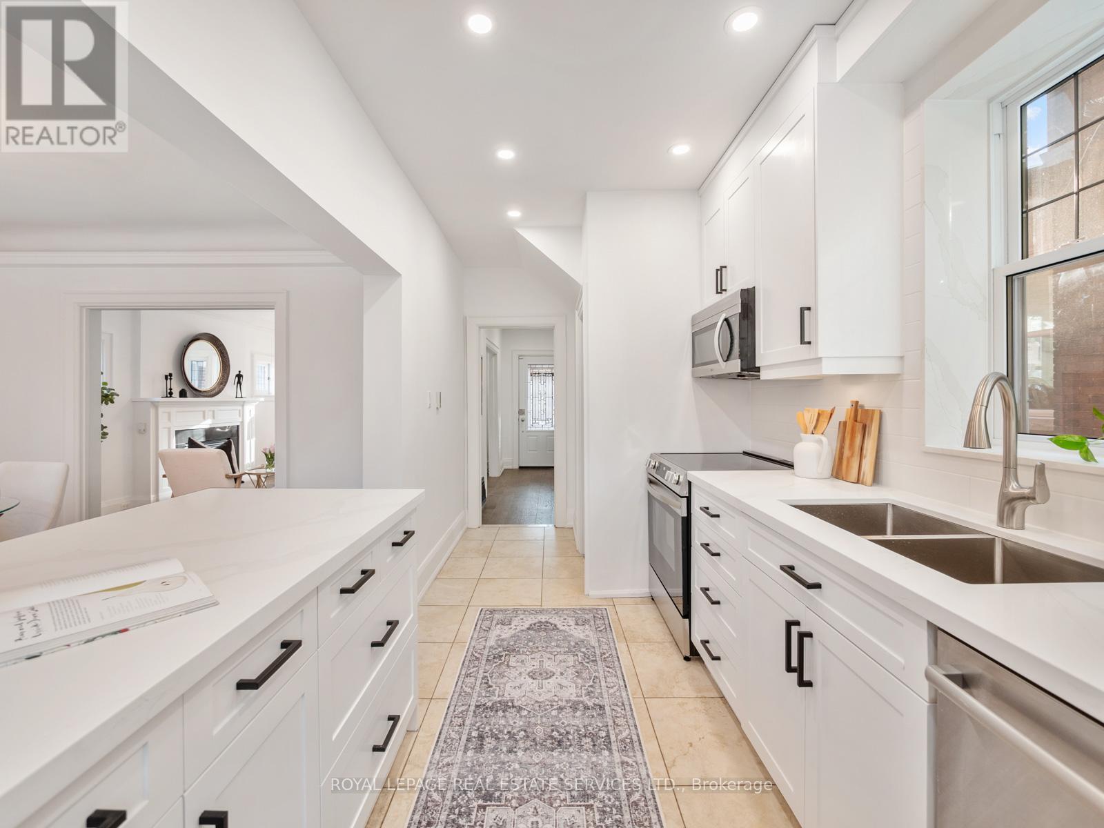 387 KENNEDY AVENUE, Toronto (High Park North), Ontario, M6P3C5 — Photo 19