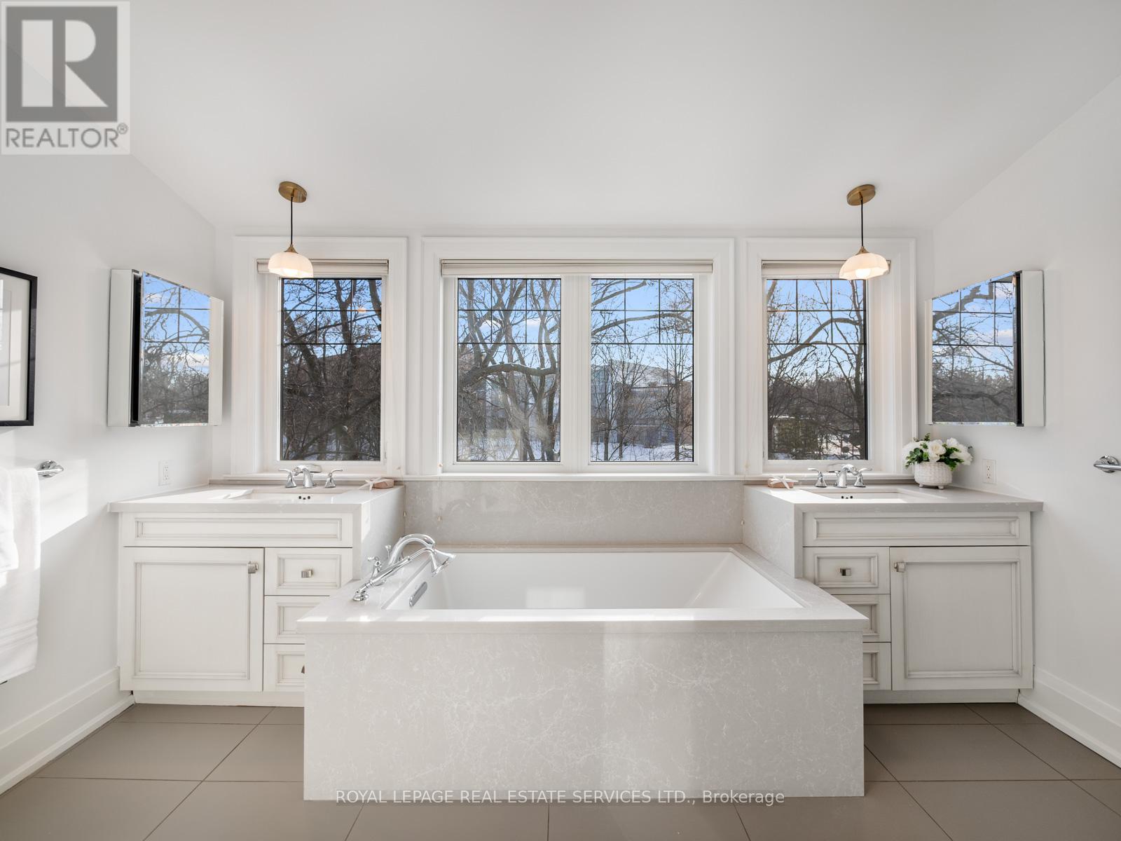 387 KENNEDY AVENUE, Toronto (High Park North), Ontario, M6P3C5 — Photo 34