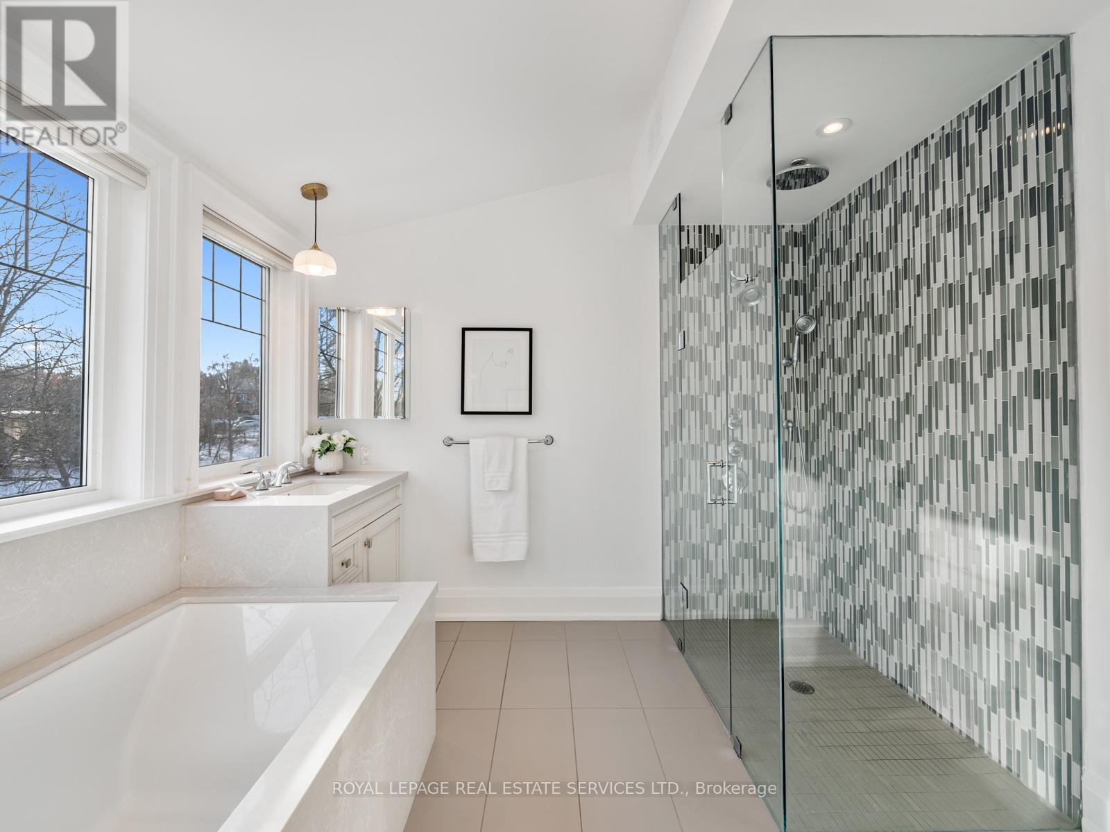 387 KENNEDY AVENUE, Toronto (High Park North), Ontario, M6P3C5 — Photo 35