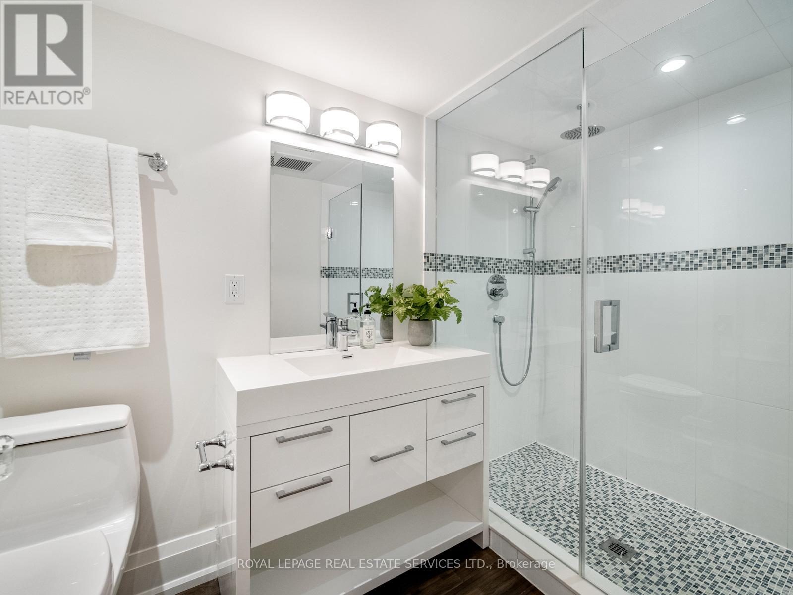 387 KENNEDY AVENUE, Toronto (High Park North), Ontario, M6P3C5 — Photo 41